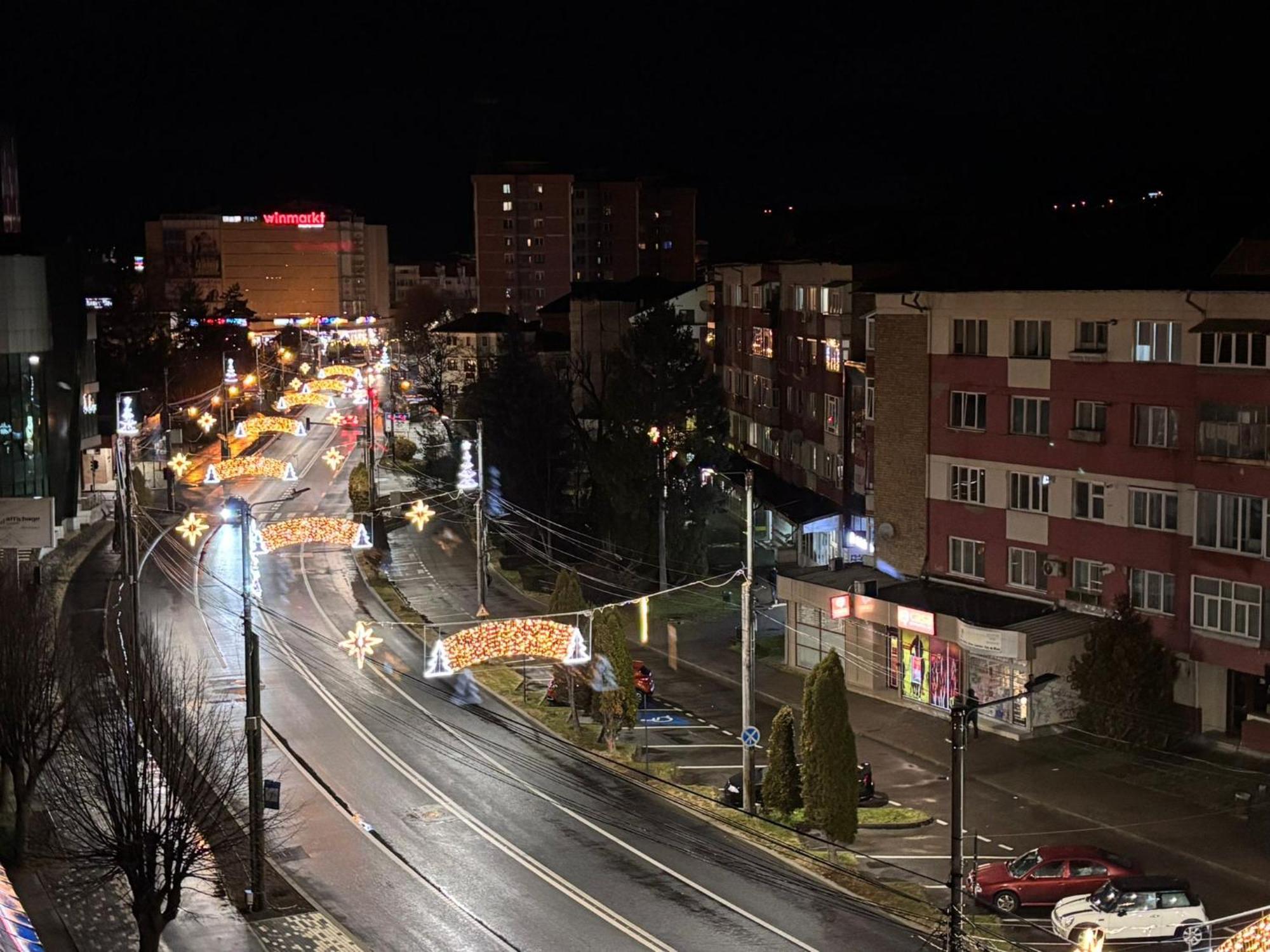 Rg Garsoniera Central Piatra Neamţ Eksteriør billede